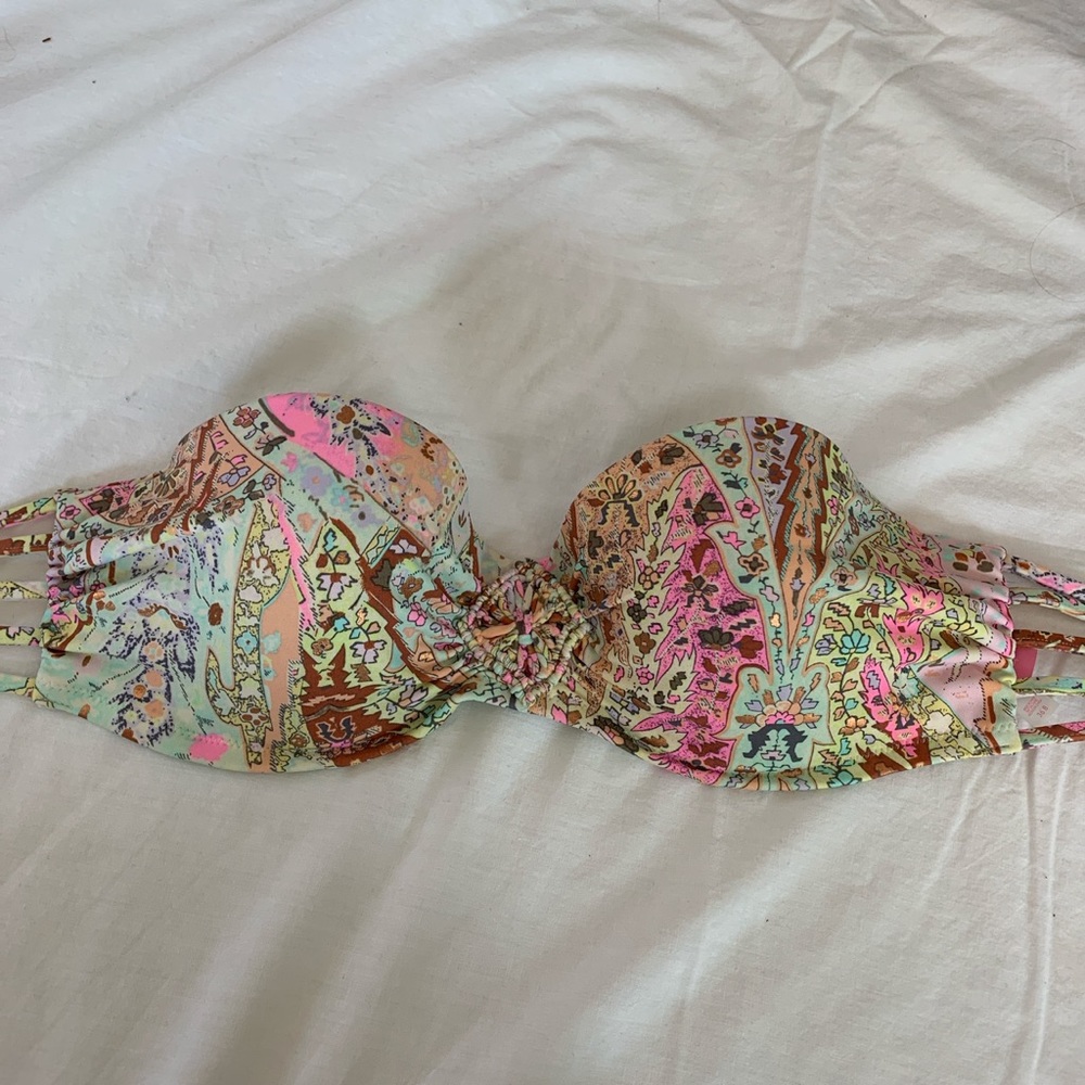 VICTORIAS SECRET TOP